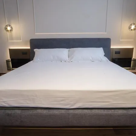 Palazzo Danisi Rooms&suites 4*