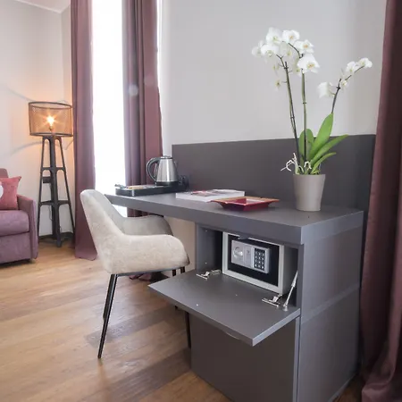 فندق مبيت وإفطار Palazzo Danisi Rooms&suites 4*