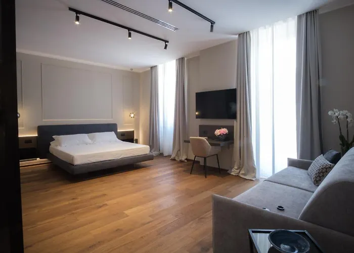Bed and breakfast Palazzo Danisi Rooms&suites 4*