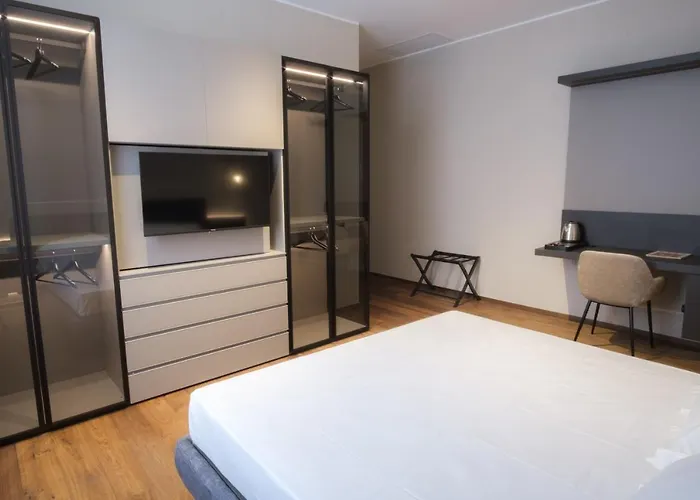 住宿加早餐酒店 Palazzo Danisi Rooms&suites 巴里