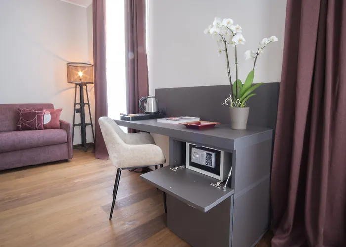 Bed and breakfast Palazzo Danisi Rooms&suites 4*
