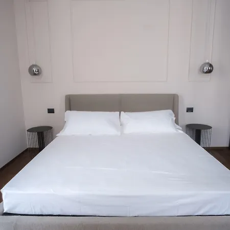 Palazzo Danisi Rooms&suites 4* Бари